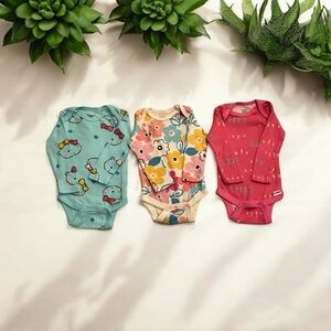 🌼 Adorable Baby Bodysuit Trio! 🌈 #2